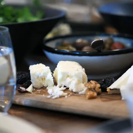 Rumevi Bed & Breakfast *