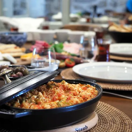 Rumevi Bed & Breakfast Çeşme